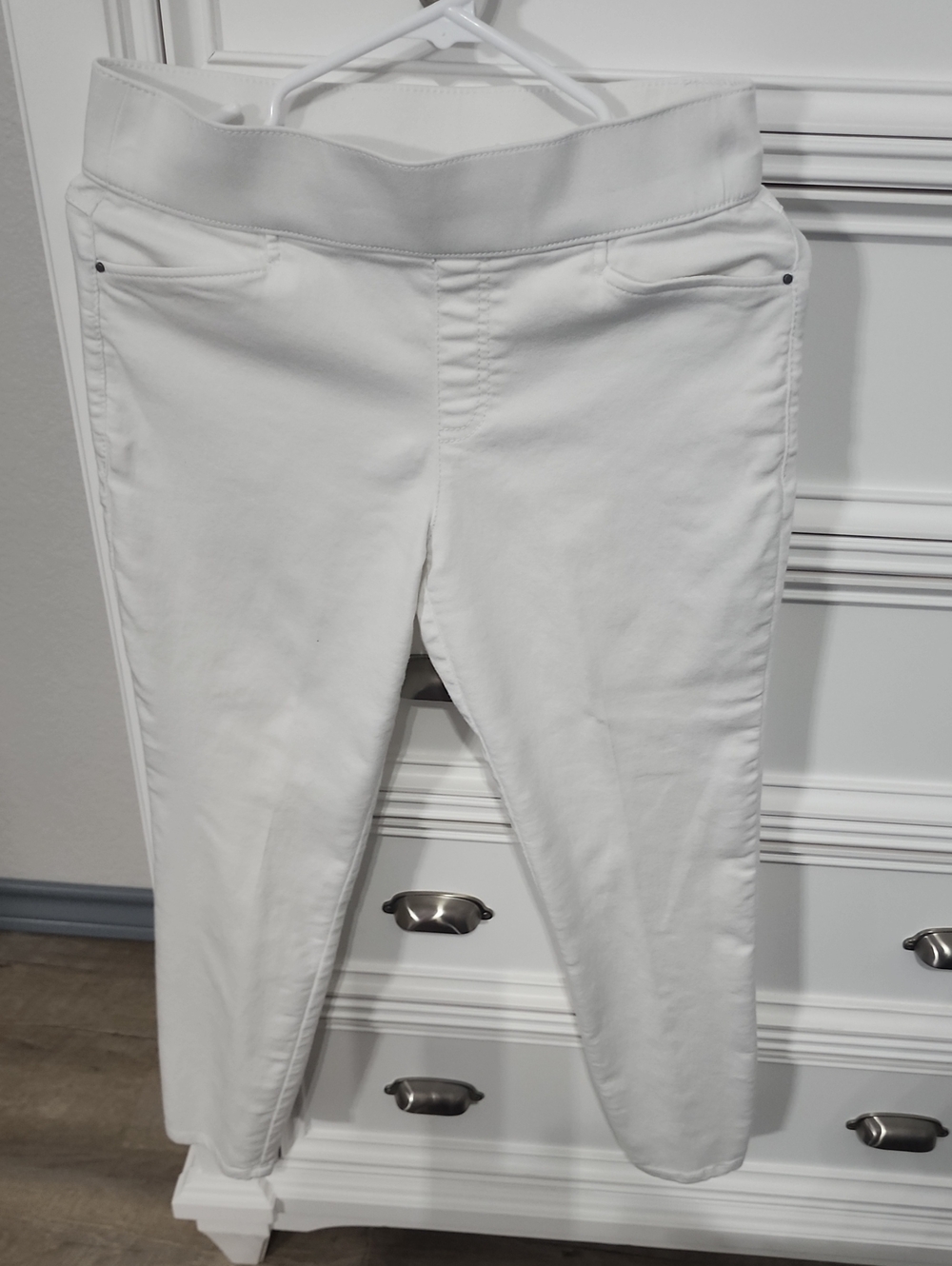 White Stretch Pull-On Ankle Pants